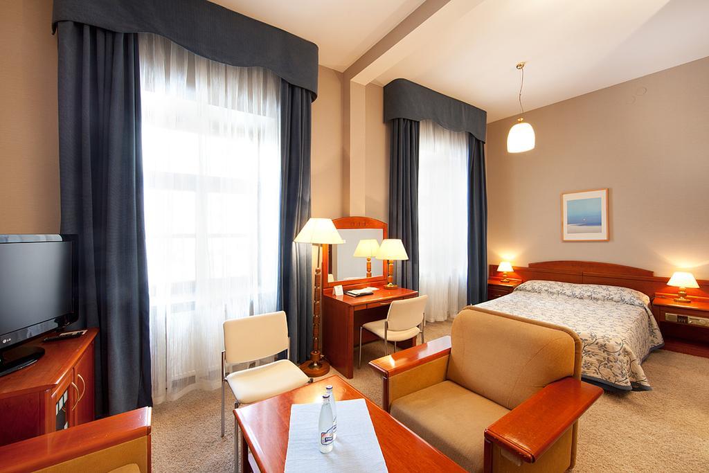 Blue Swan 3* Krakow